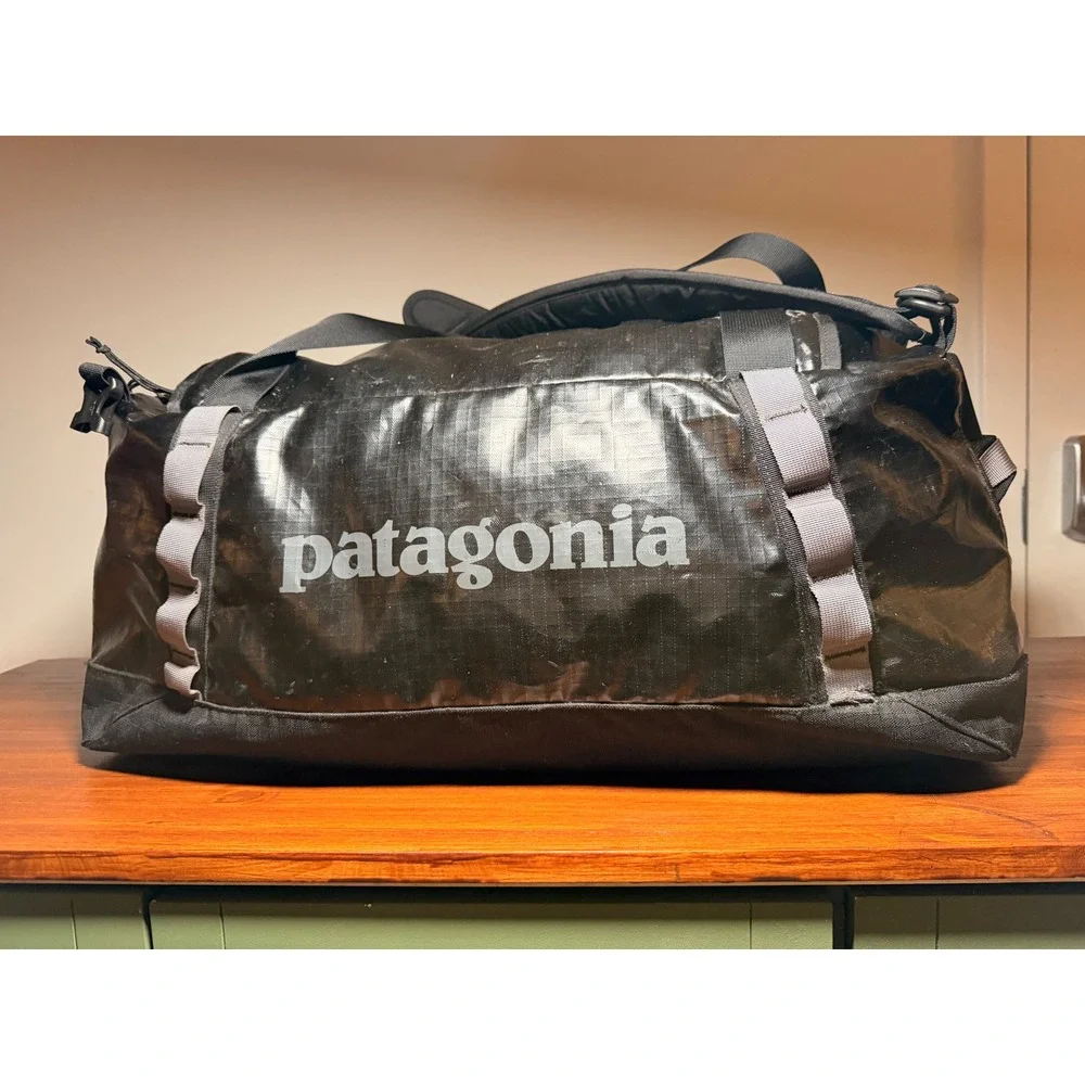 Patagonia Black Hole Duffel 60L Black Backpack Strap 49341 Ripstop‎ Travel Gorp